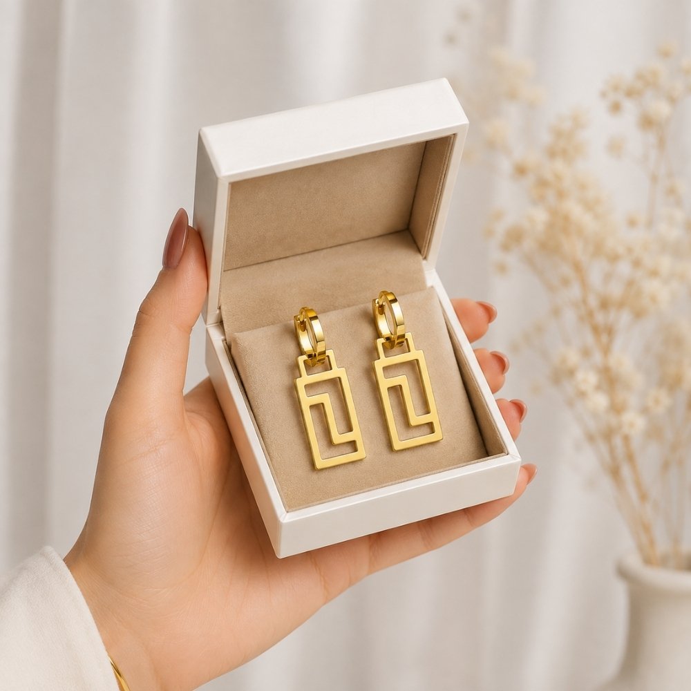 Maze pattern drop earrings